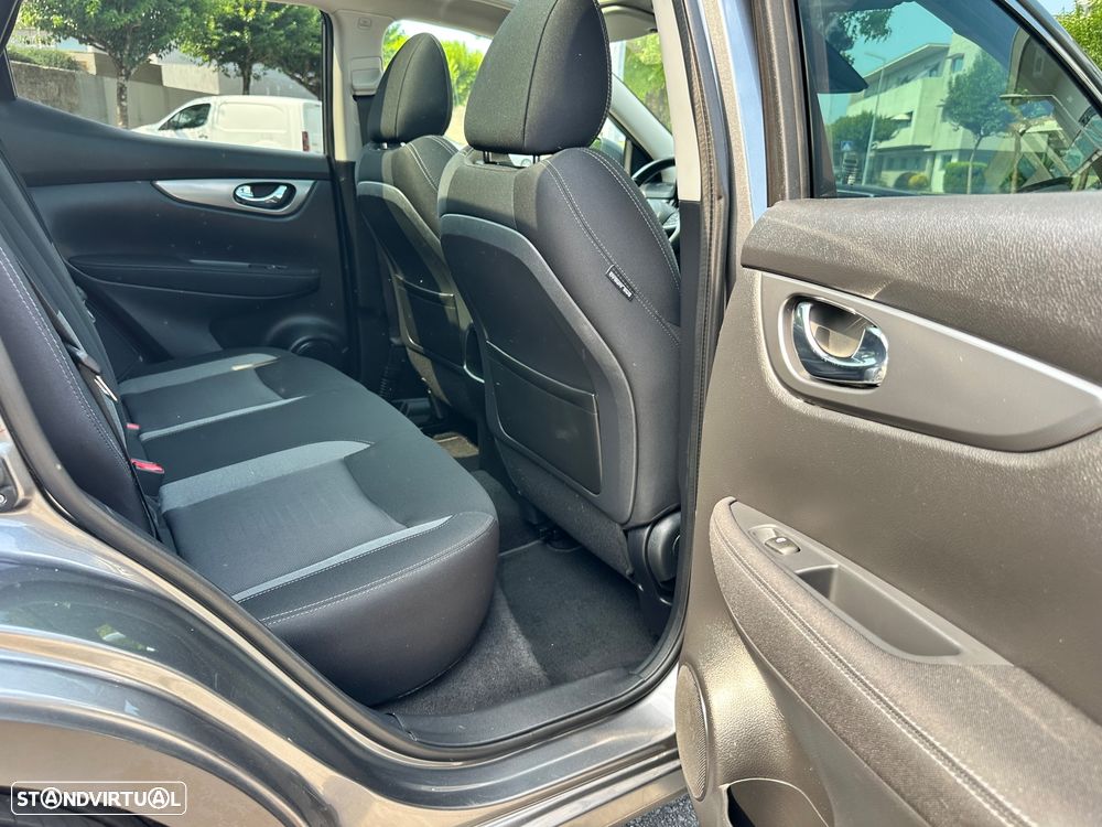 Nissan Qashqai 1.5 dCi 360 - 35