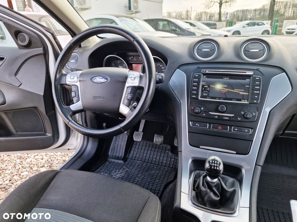 Ford Mondeo - 11