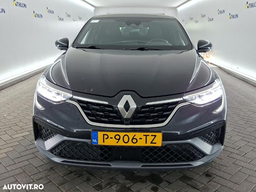 Renault Arkana E-TECH RS Line - 12