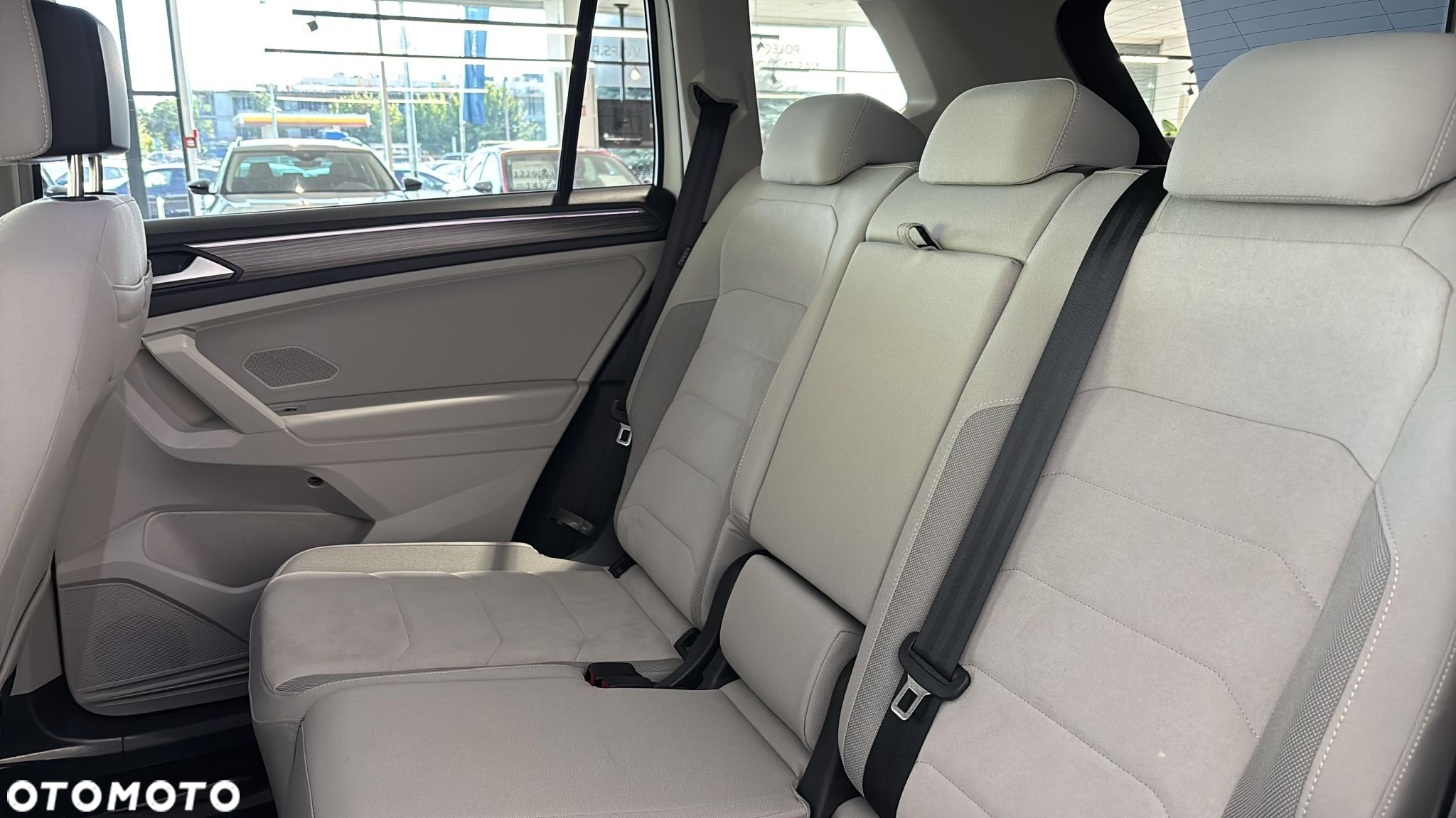 Volkswagen Tiguan Allspace 2.0 TDI Elegance DSG - 16