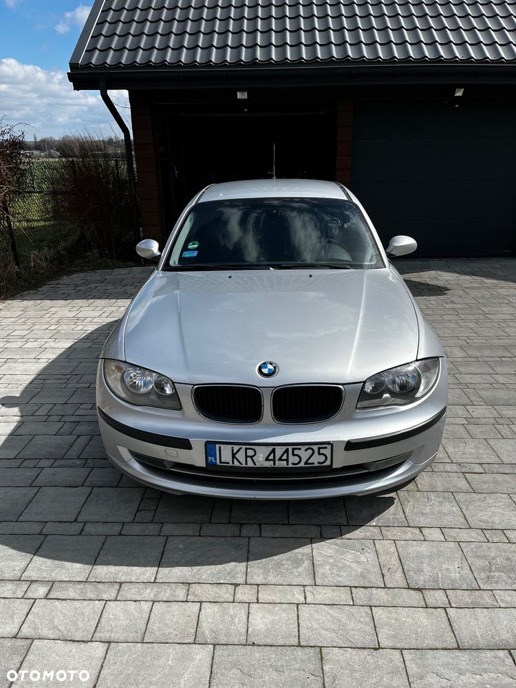 BMW Seria 1 118d DPF - 3