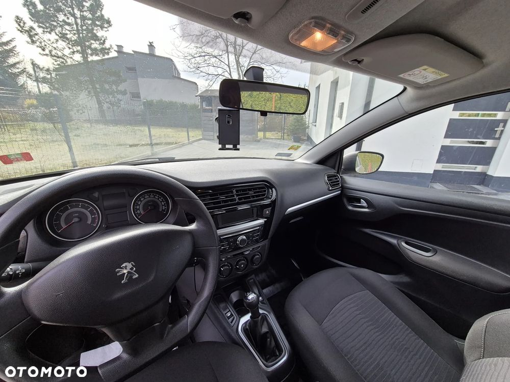 Peugeot 301 1.6 BlueHDi Active - 11