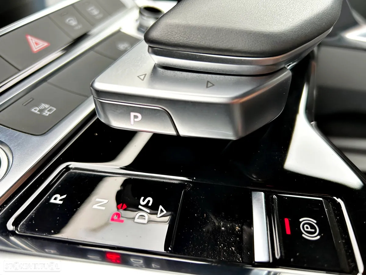 Audi e-tron 55 quattro S line - 23