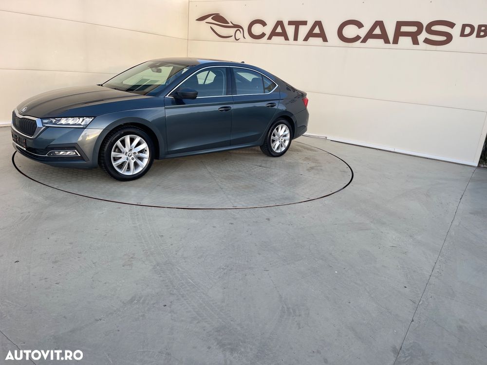 Skoda Octavia 2.0 TDI DSG Style - 6