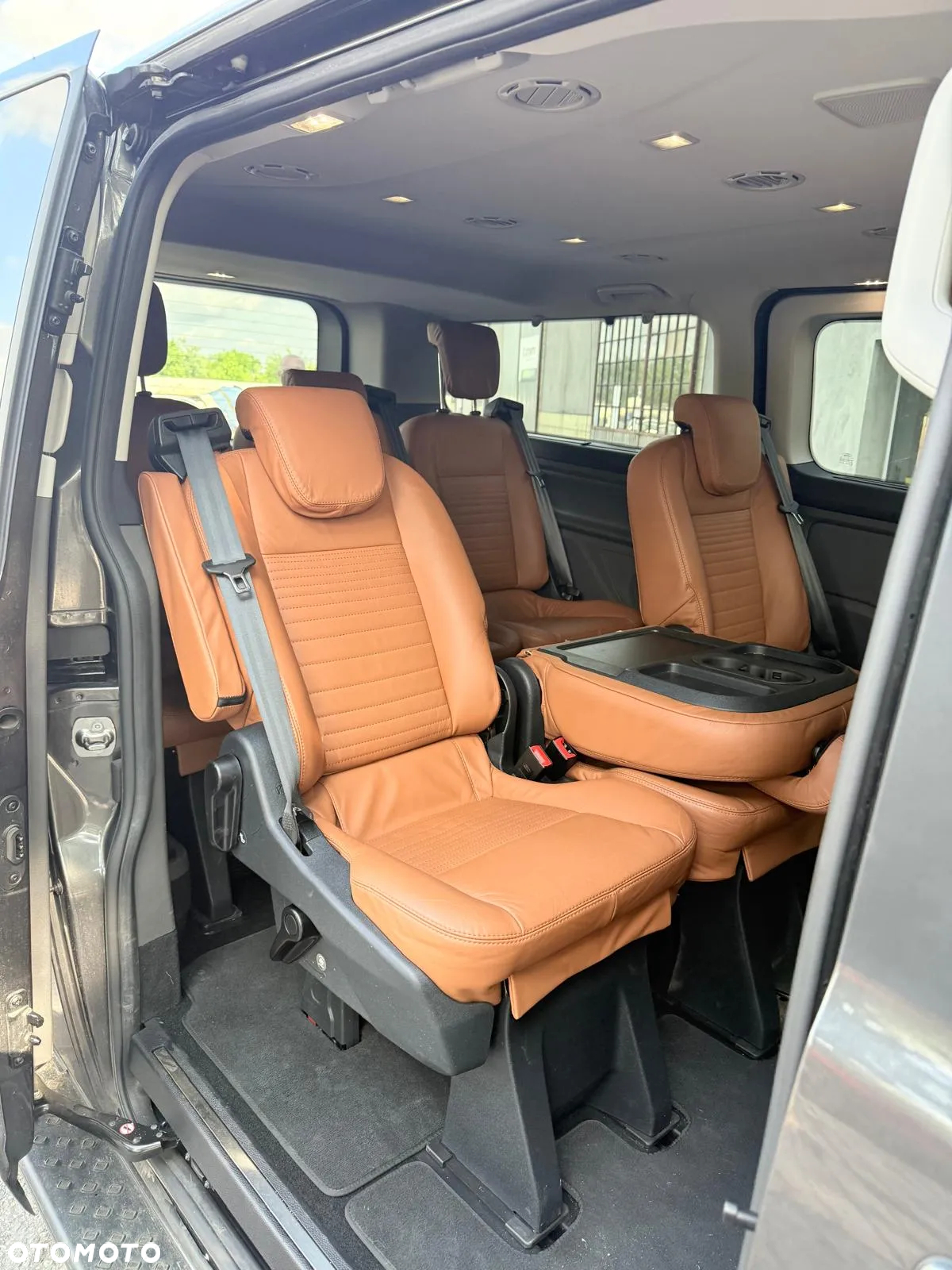 Ford Tourneo Custom - 5