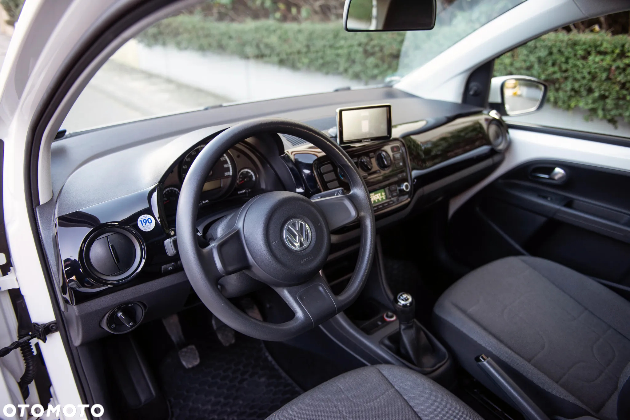 Volkswagen up! 1.0 United - 18