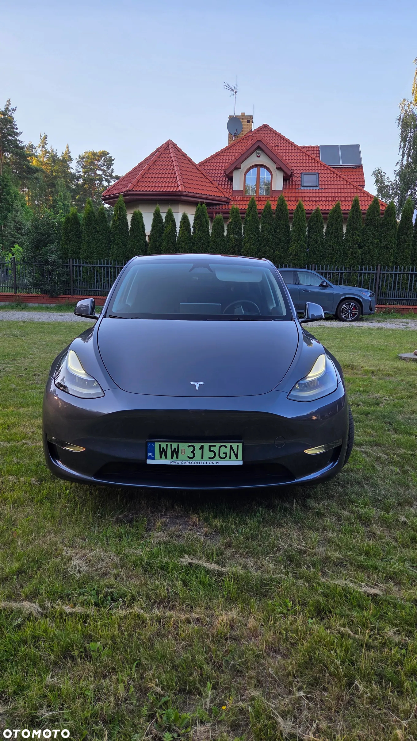 Tesla Y Model Long Range Dual Motor AWD - 11