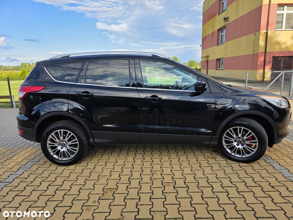 Ford Kuga 1.6 EcoBoost 2x4 Titanium - 5