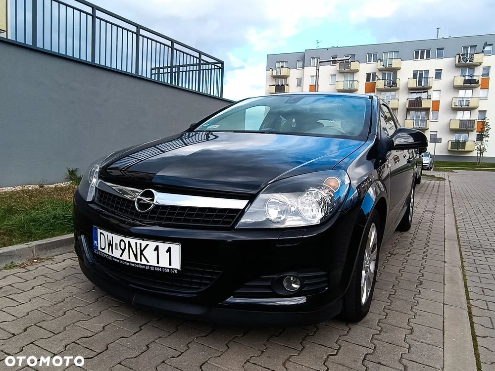 Opel Astra GTC 1.6 - 2