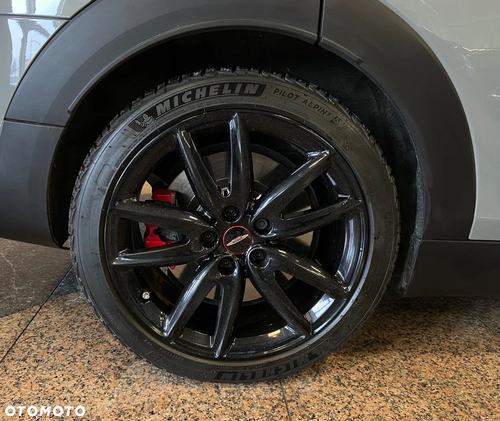 MINI John Cooper Works ALL4 sport - 22