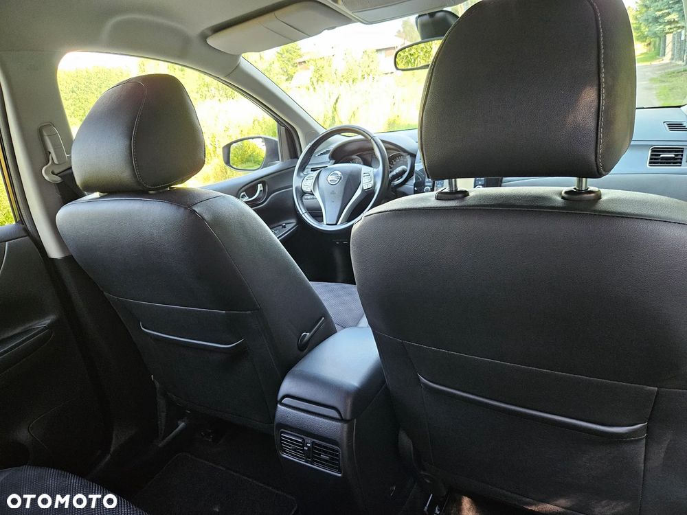 Nissan Pulsar 1.2 DIG-T Tekna EU6 - 32