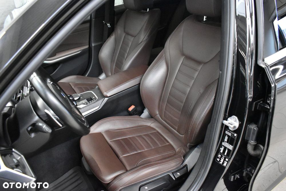 BMW Seria 3 320d xDrive M Sport sport - 11