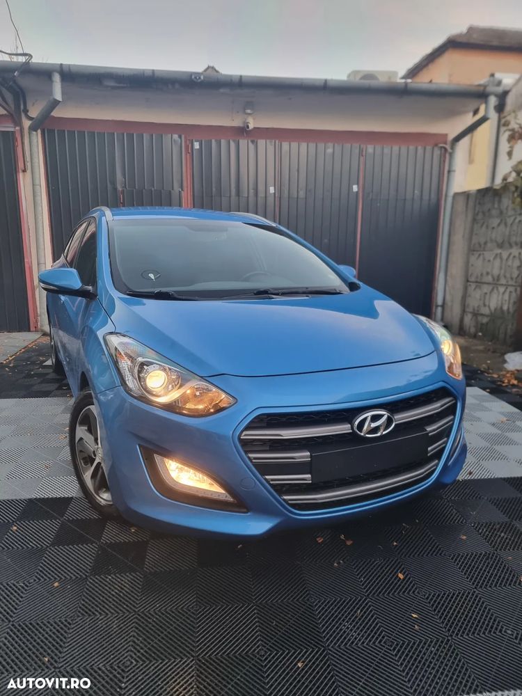 Hyundai i30 1.6 CRDI Comfort+ - 11