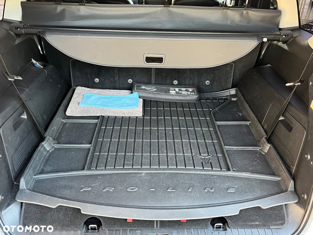 Ford S-Max 2.2 TDCi DPF Titanium - 28