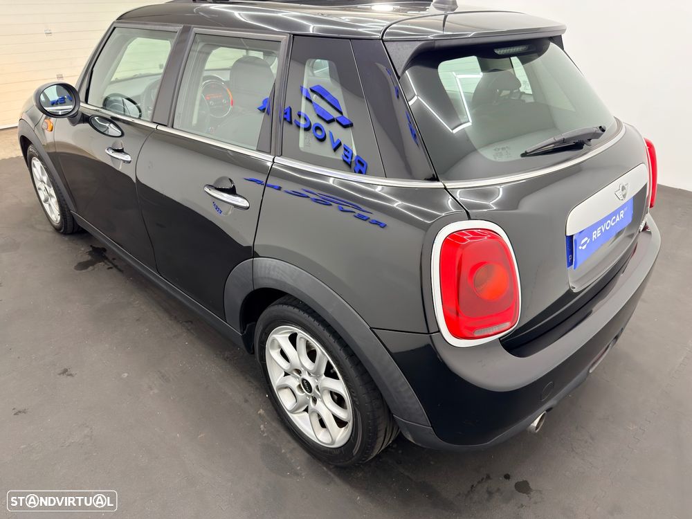 MINI 5 Portas Cooper D - 12