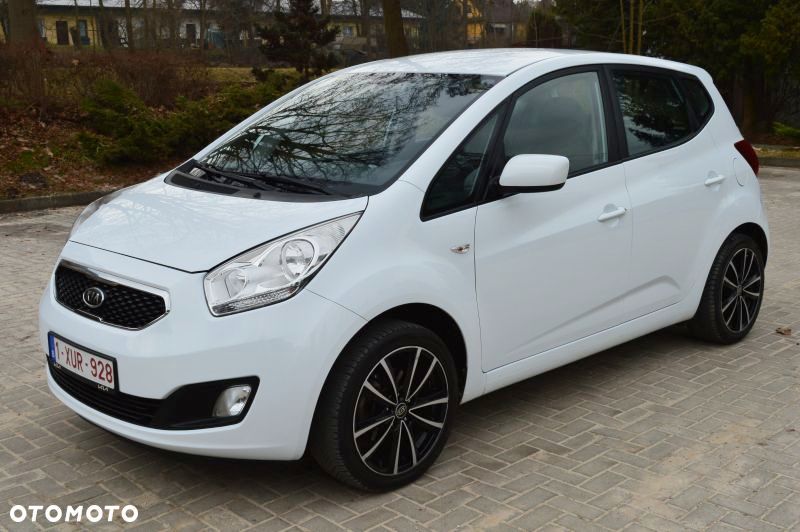 Kia Venga 1.4 CVVT Titanium Collection - 9