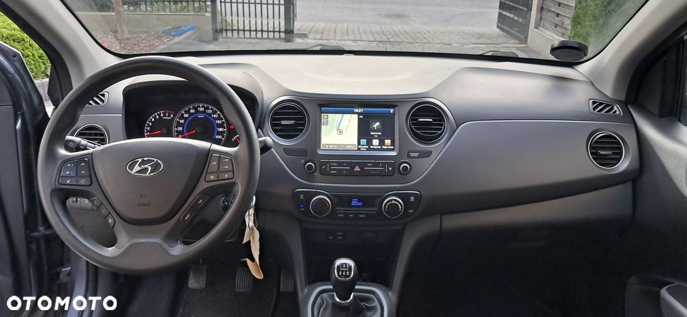 Hyundai i10 1.0 BlueDrive Comfort - 24