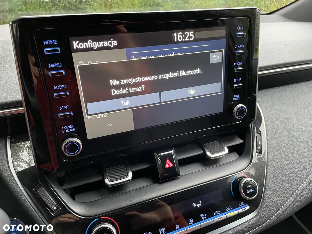 Toyota Corolla 1.8 Hybrid Comfort - 16