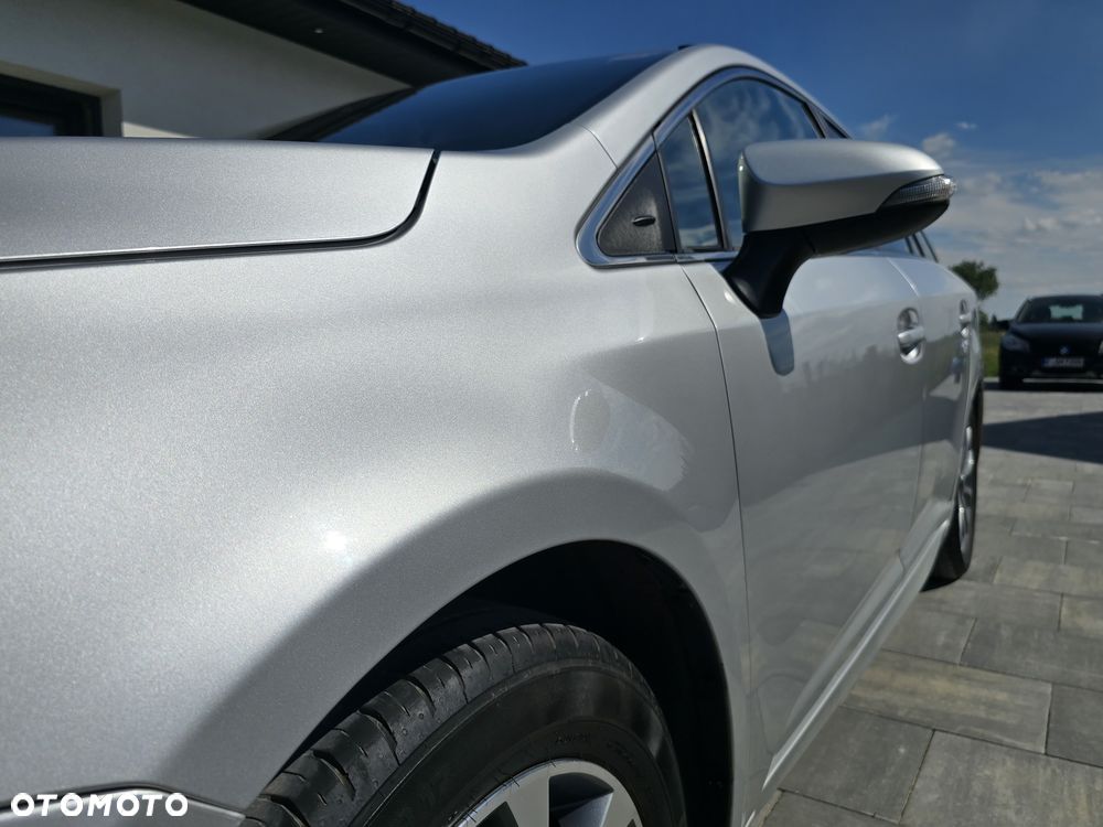 Toyota Avensis Touring Sports 1.8 Multidrive S Comfort - 9