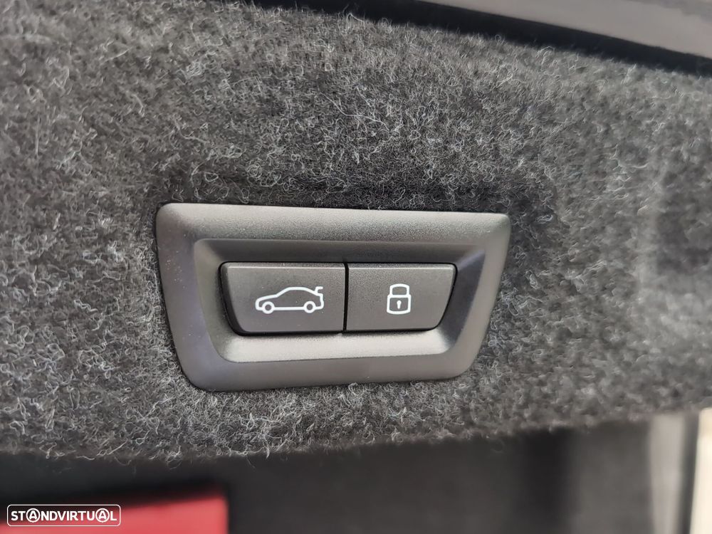 BMW i5 eDrive40 Pack Desportivo M Pro - 29