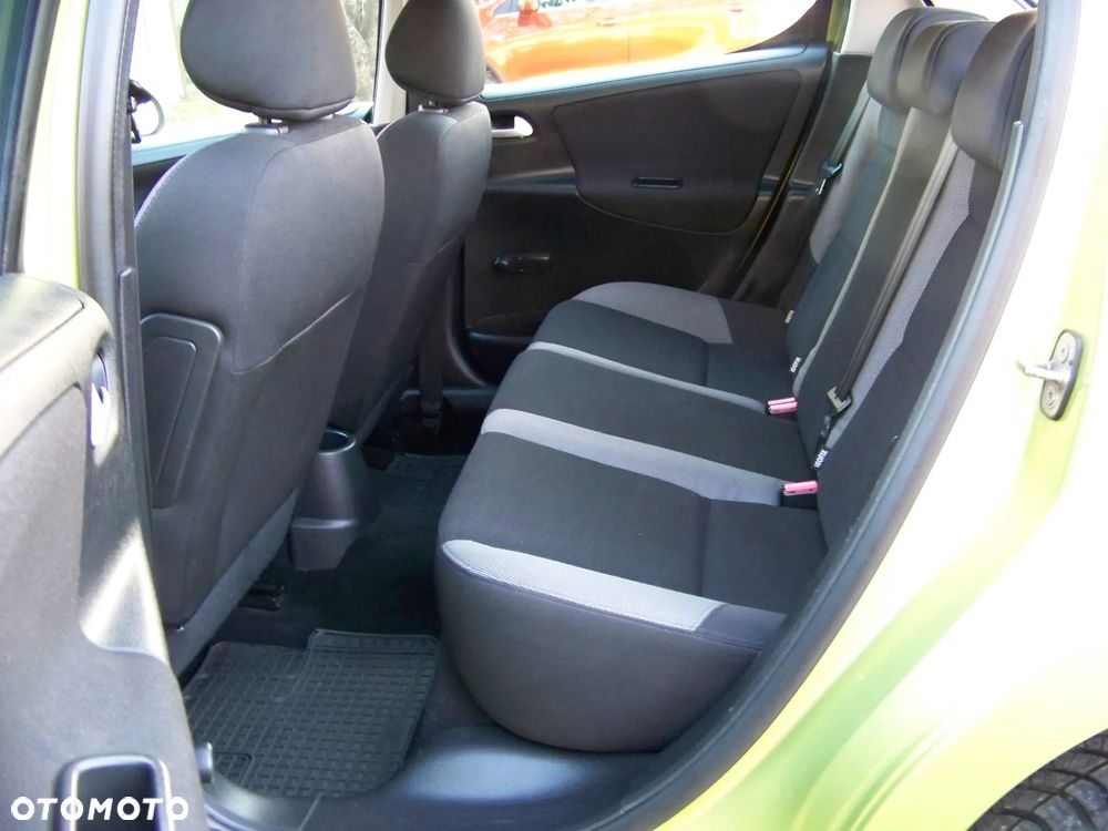 Peugeot 207 1.4 Trendy - 19