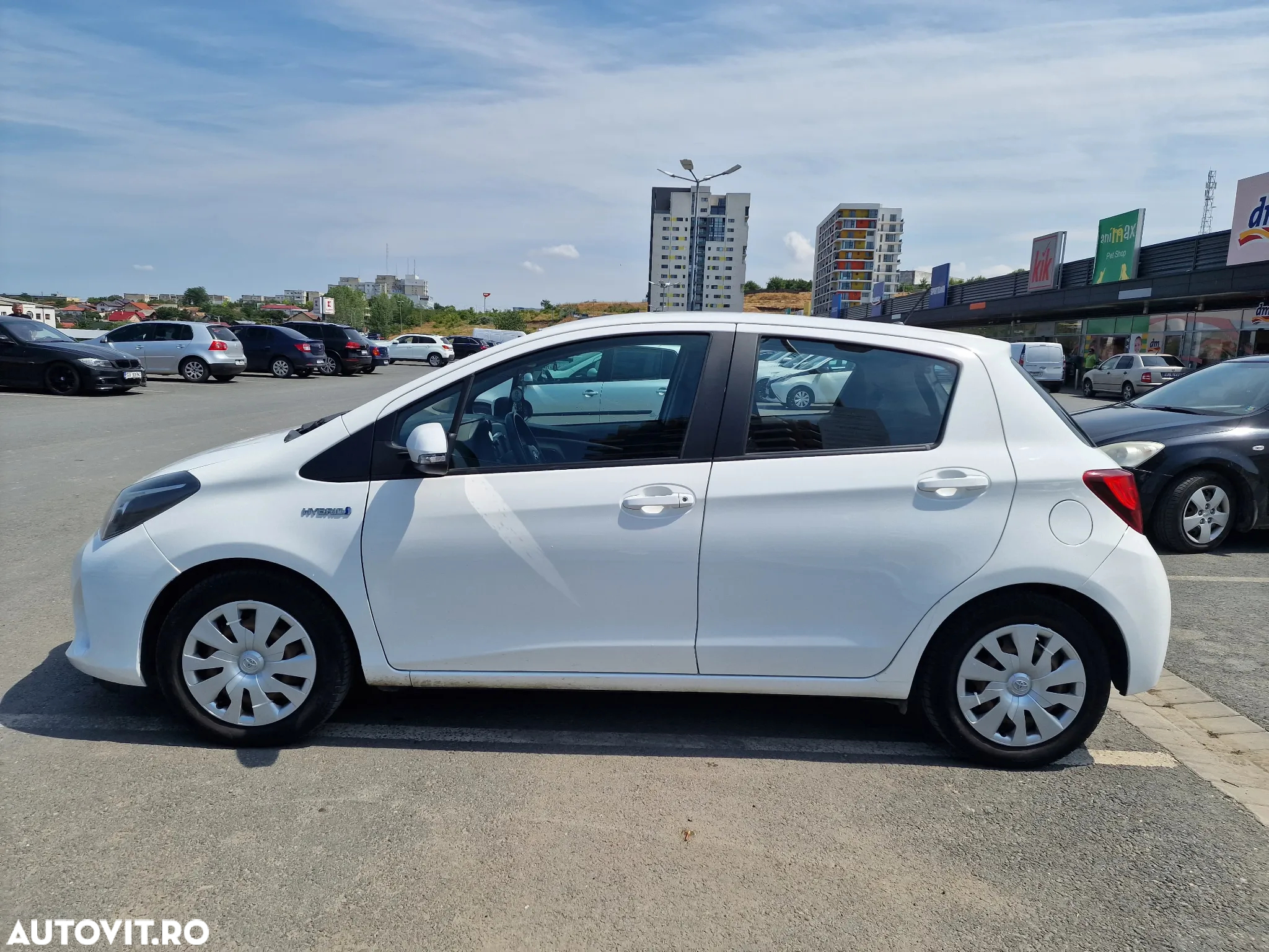 Toyota Yaris 1.5 VVT-i HSD Terra - 7