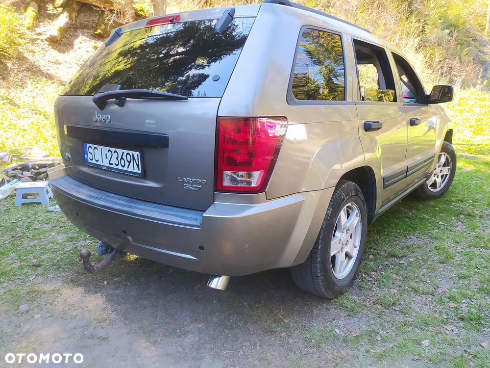 Jeep Grand Cherokee - 11