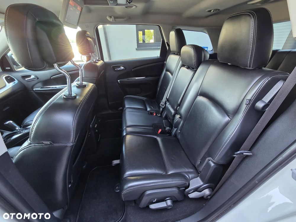 Fiat Freemont 2.0 Multijet 16V DPF Automatik Allrad Lounge - 23