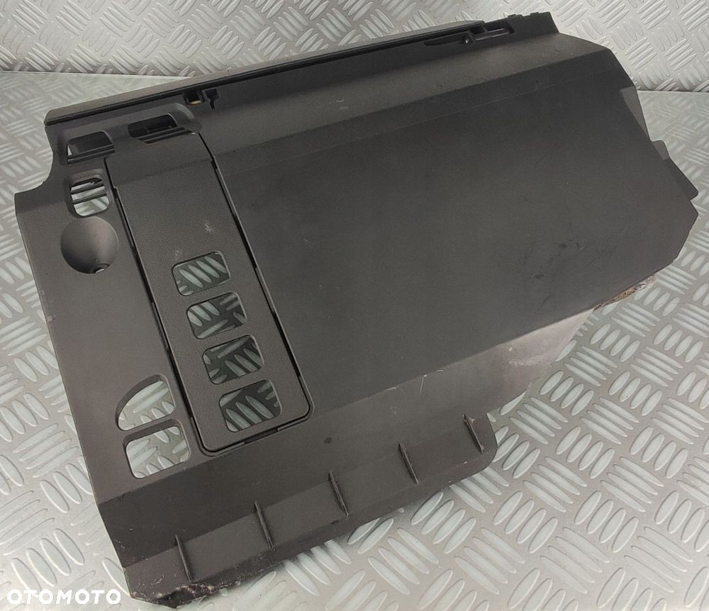8Z1857095F schowek pasażera prawy w deskę pokrywa drzwiczki AUDI A2 1999-05 - 6