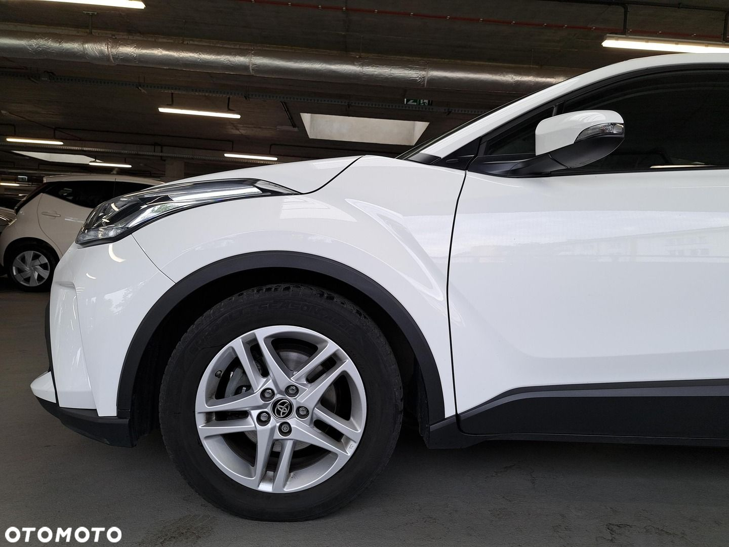 Toyota C-HR - 31