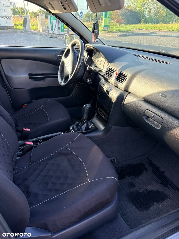 Skoda Octavia 1.9 TDI Tour - 4