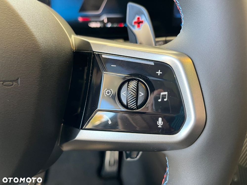 BMW X3 xM50 mHEV - 33