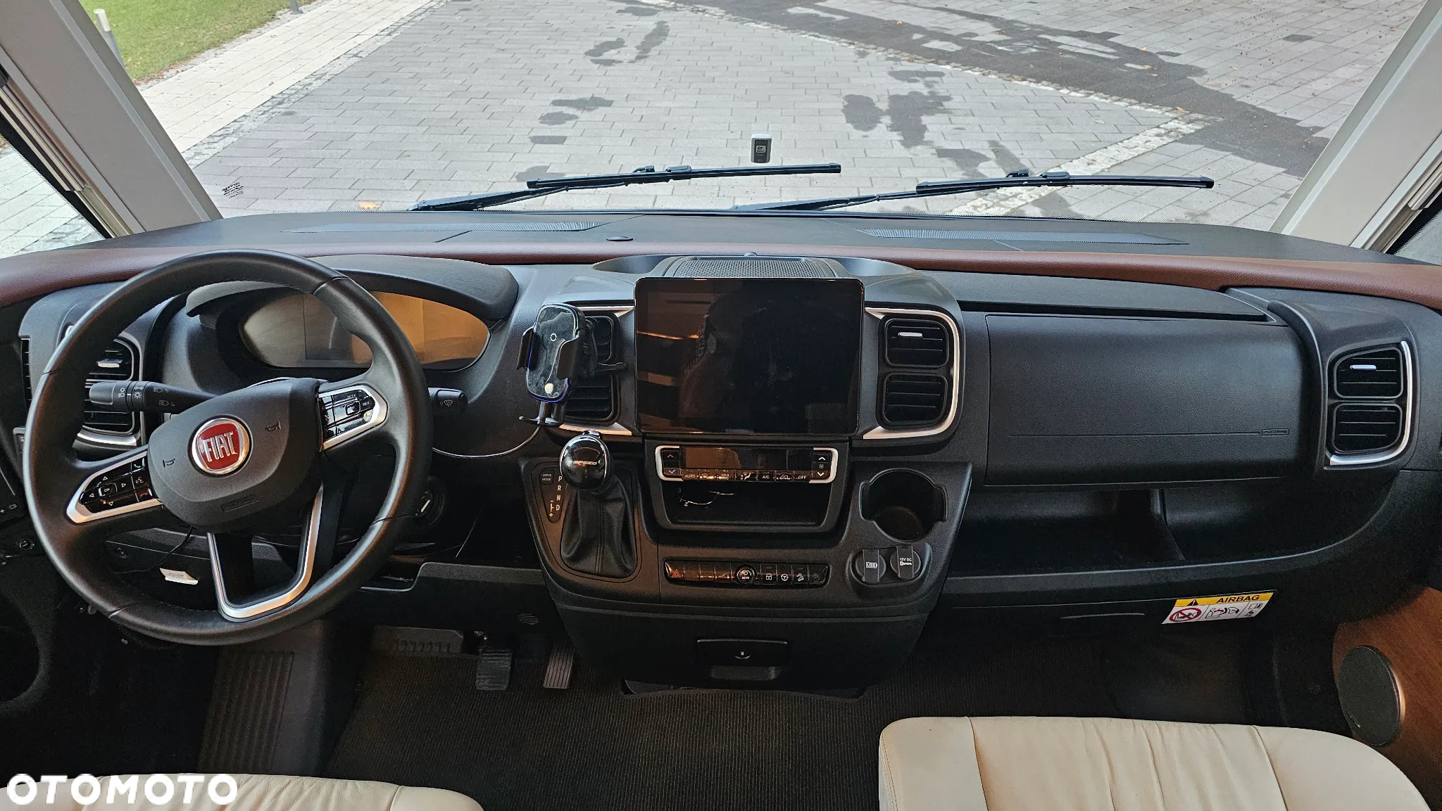 Carthago CHIC C-LINE I 4.9 LE/L - 17