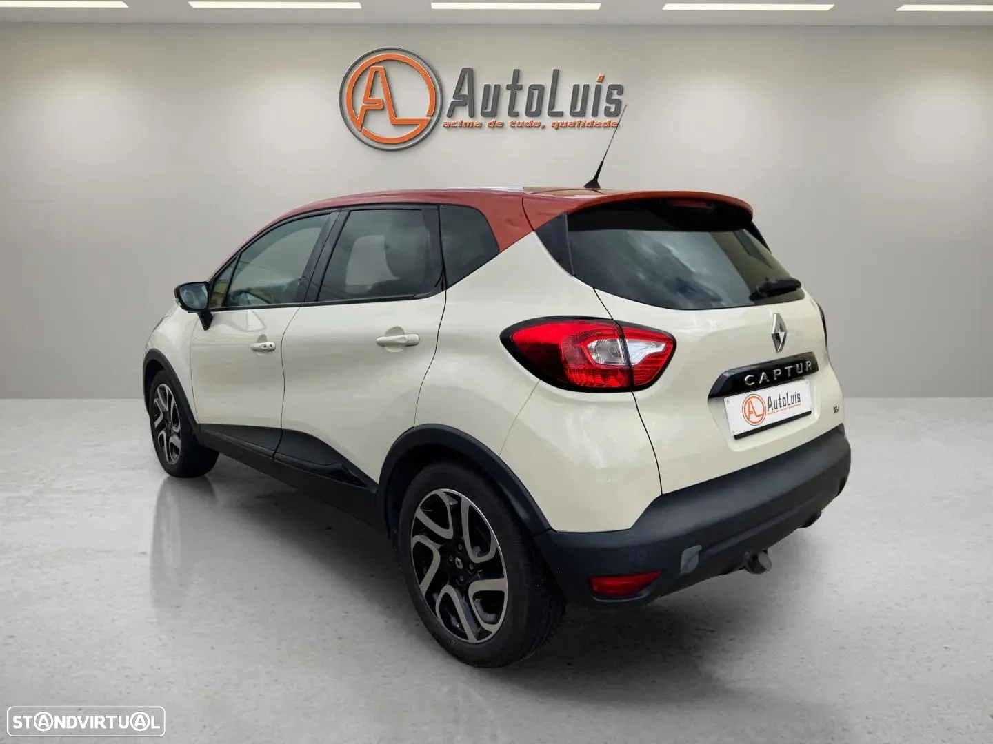 Renault Captur 1.0 TCe Exclusive Bi-Fuel - 2