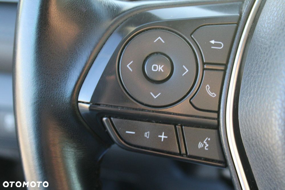 Toyota Camry - 20