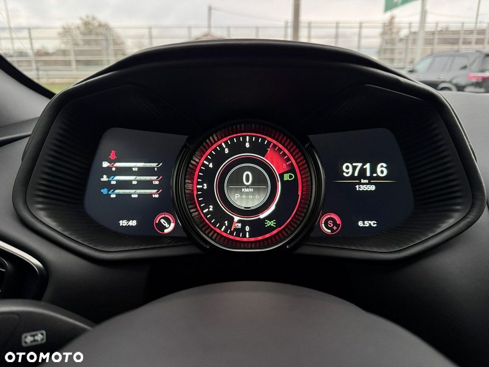 Aston Martin DB11 - 28