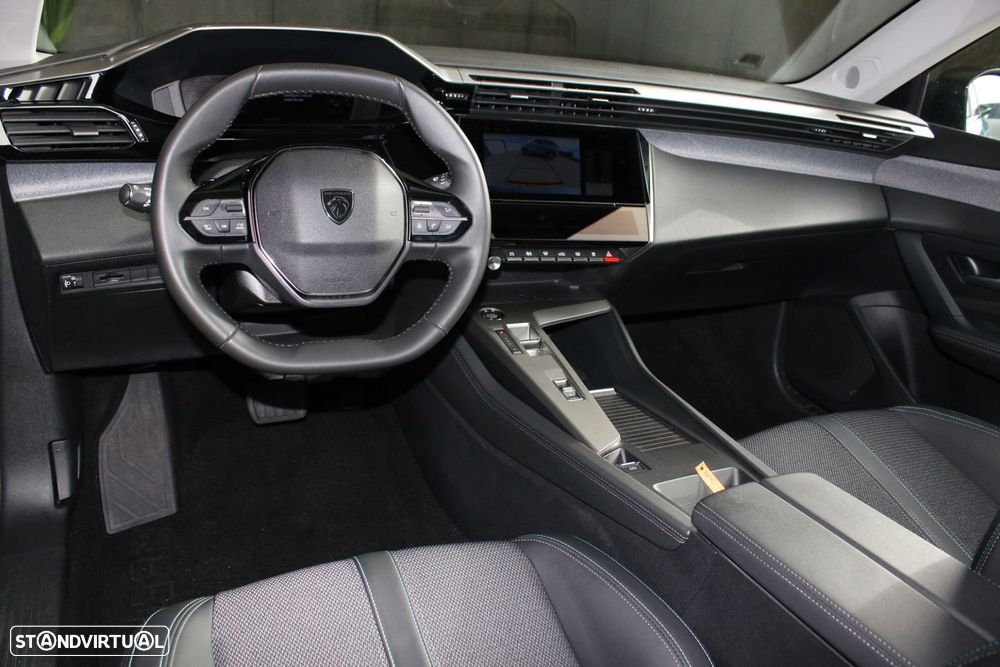 Peugeot 308 SW 1.2 PureTech Allure EAT8 - 31