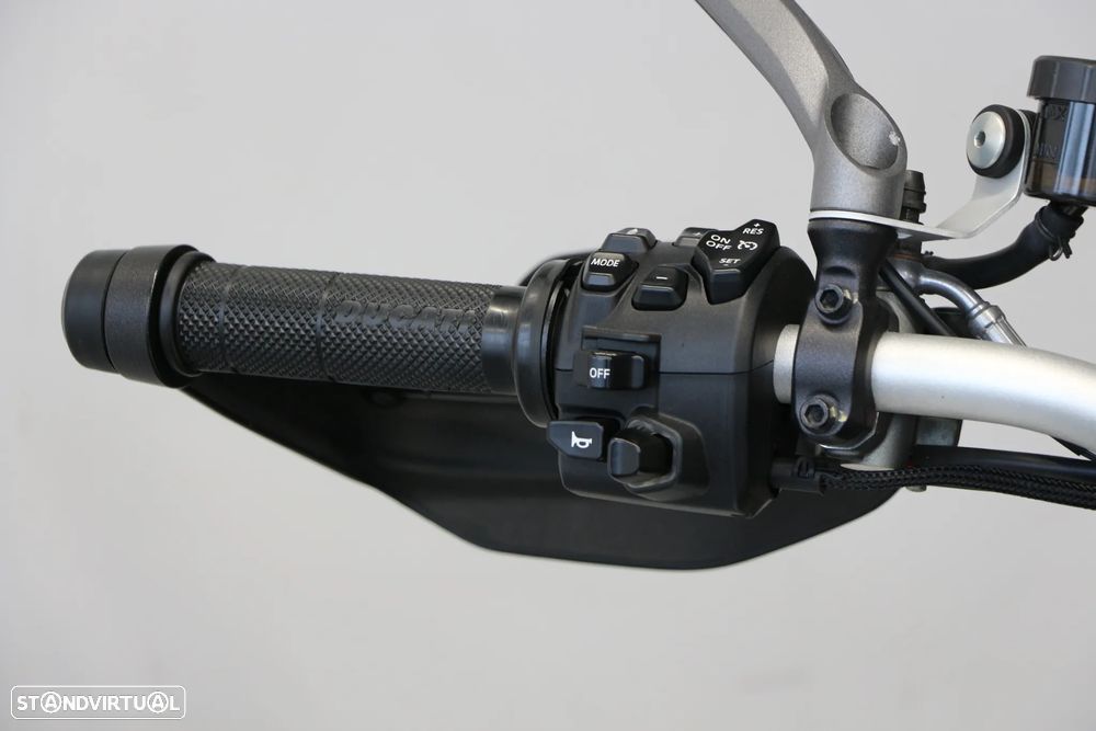 Ducati Multistrada V4 - 5