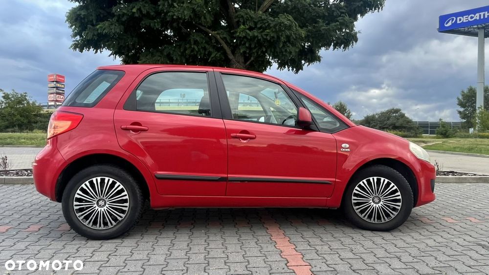 Suzuki SX4 - 12