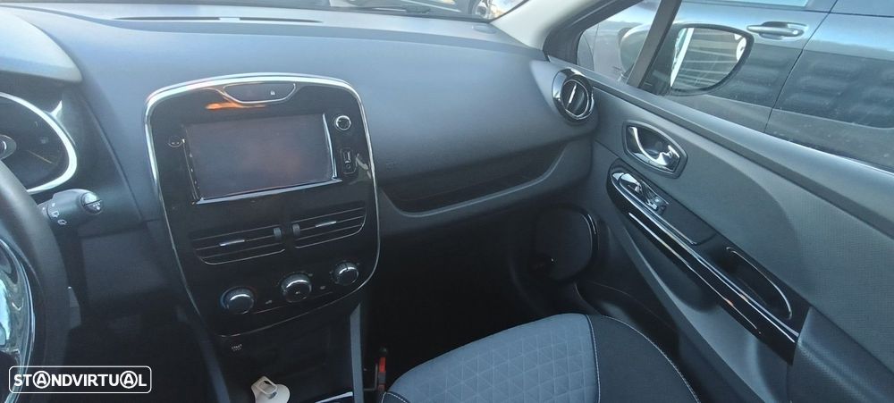 Renault Clio 1.5 dCi Dynamique S - 16