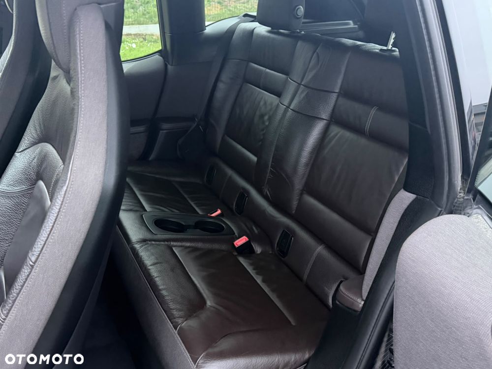 BMW i3 (60 Ah) - 12