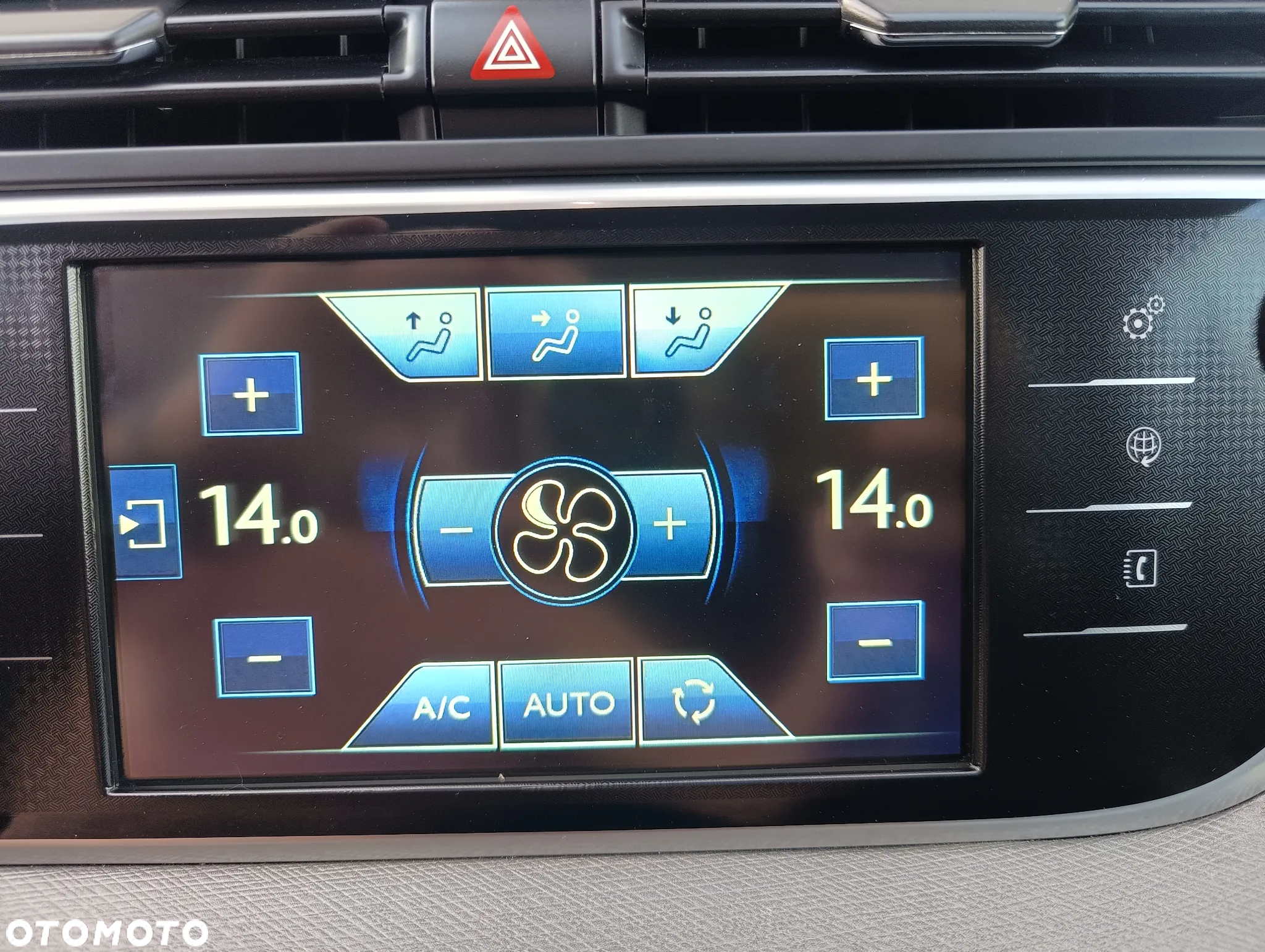 Citroën C4 Grand Picasso 1.6 THP Exclusive S&S EAT6 - 25
