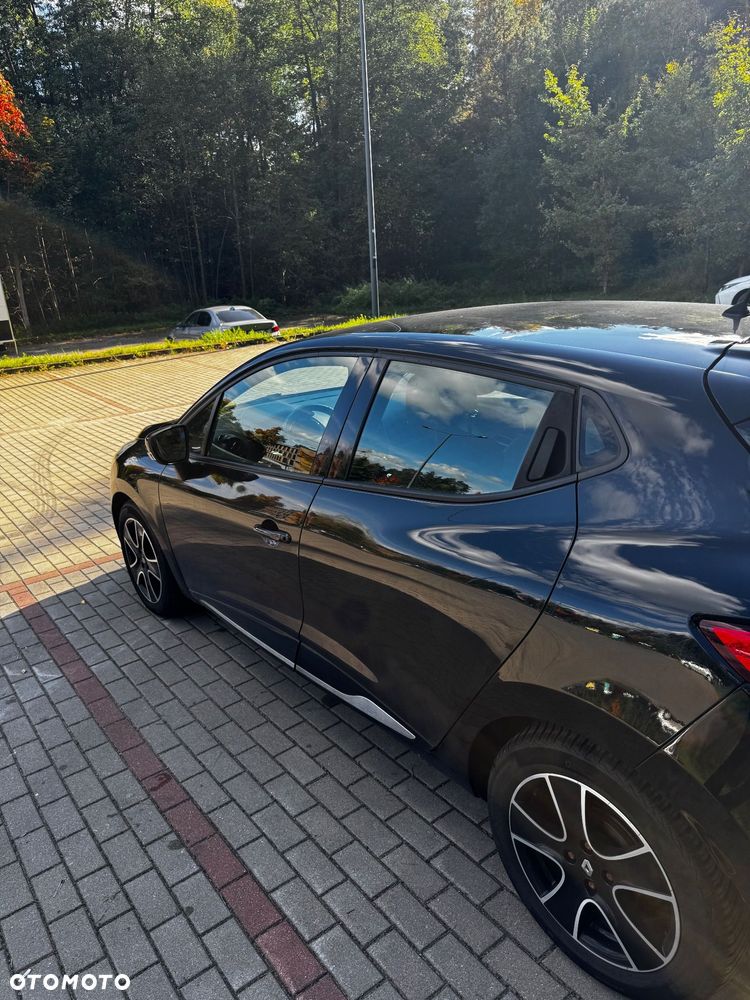 Renault Clio - 8