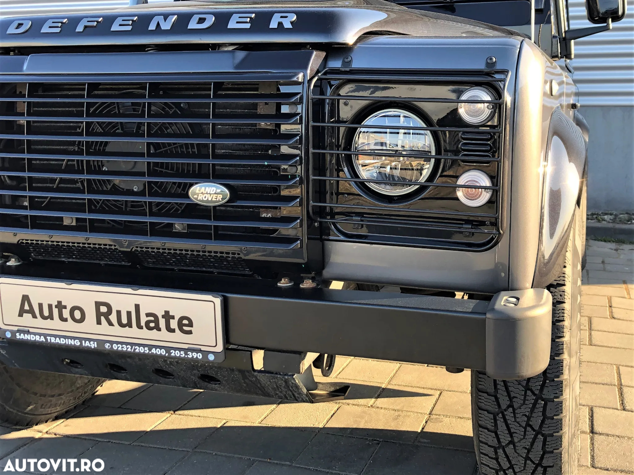 Land Rover Defender 90 2.4TD S/W E - 11