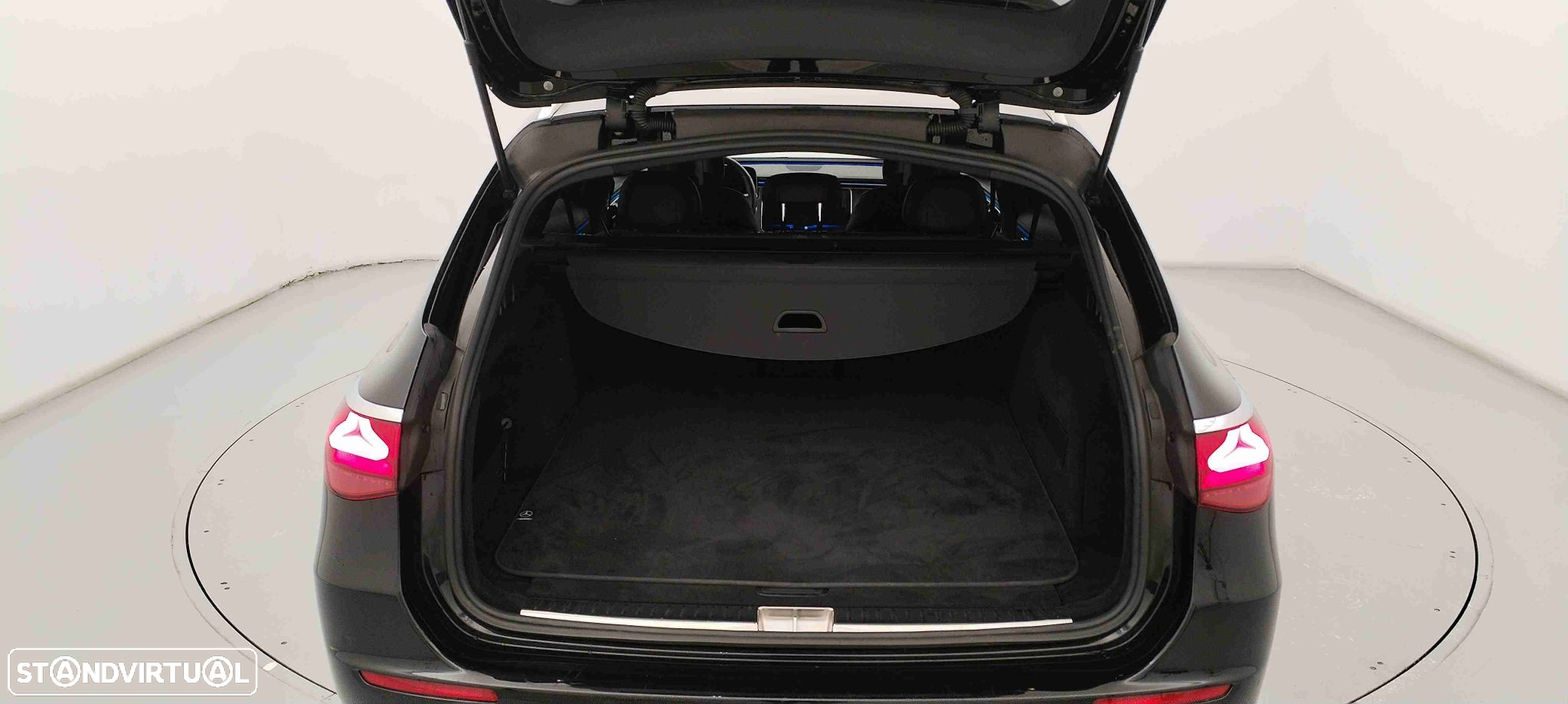 Mercedes-Benz E 220 d - 31