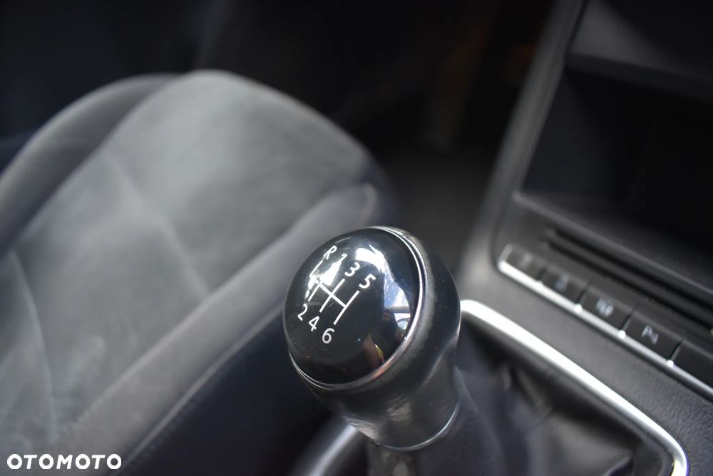 Volkswagen Tiguan 2.0 TDI SCR BlueMotion Technology Exclusive - 18