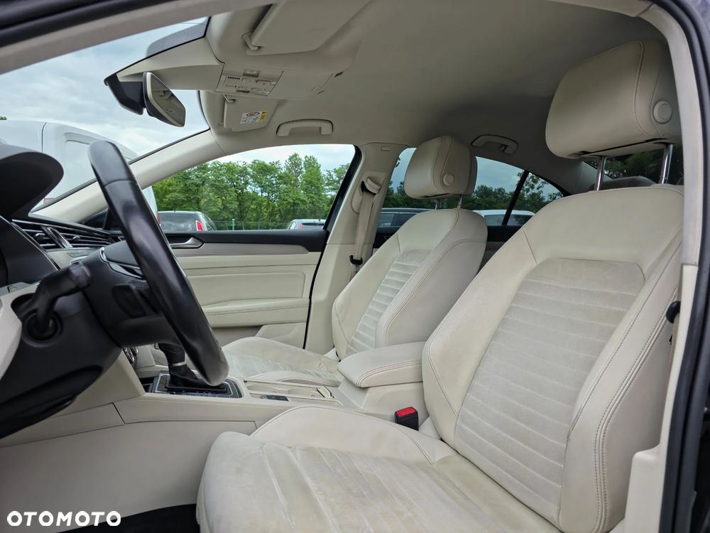 Volkswagen Passat 1.8 TSI BMT Highline DSG - 37