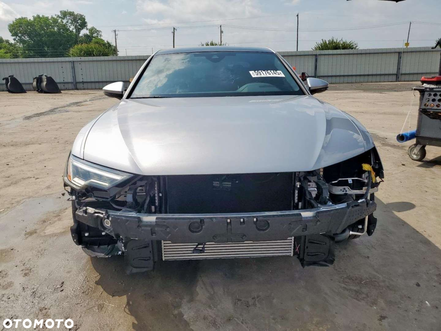 Audi A6 - 6