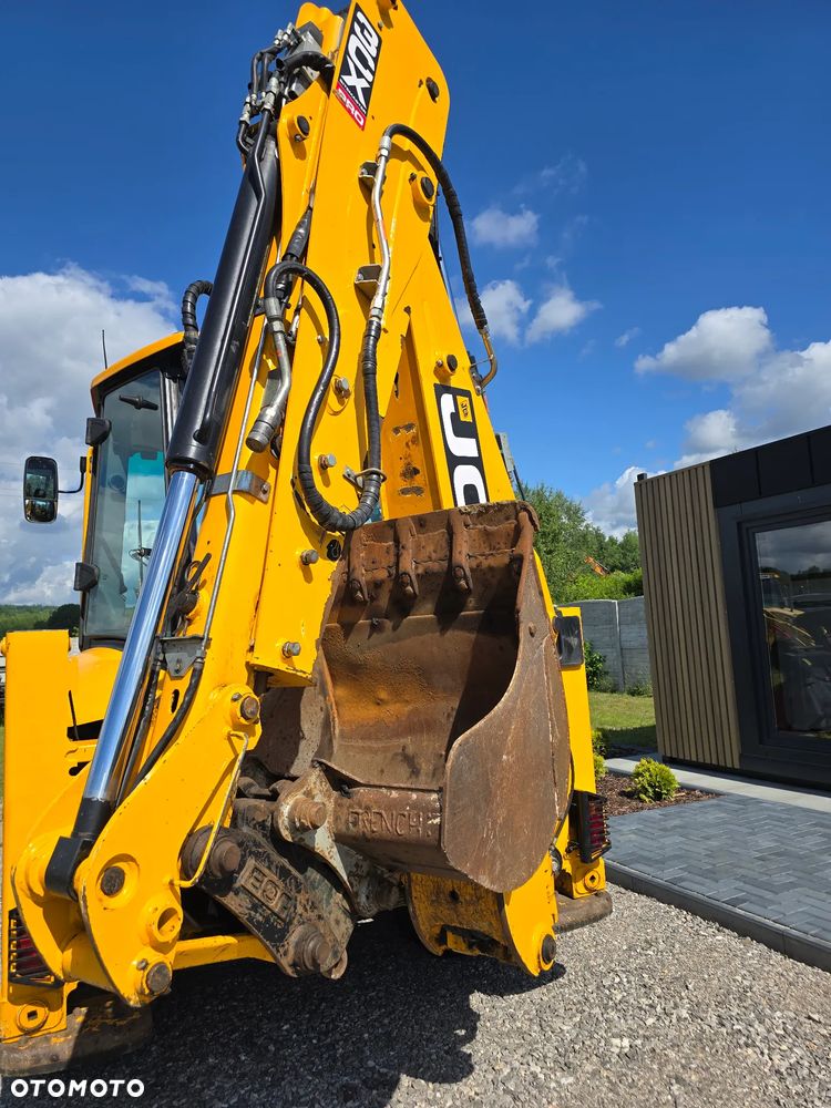 JCB - 20