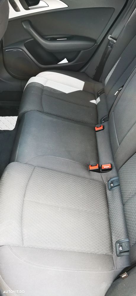 Audi A6 Avant 2.0 TDI Ultra S tronic - 25